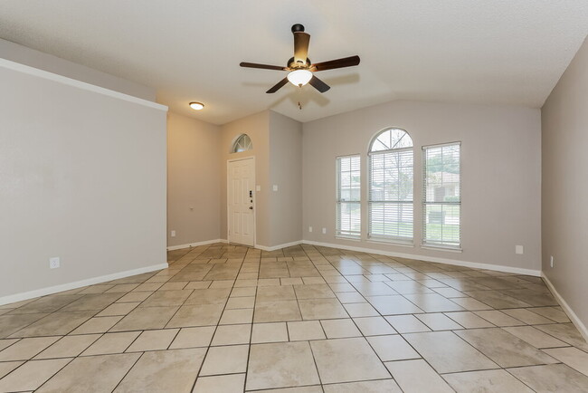 Photo - 5909 Northfield Dr