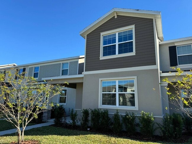Building Photo - 8115 Sayings Dr