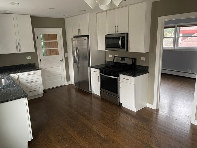 Photo - 5259 N Leamington Ave