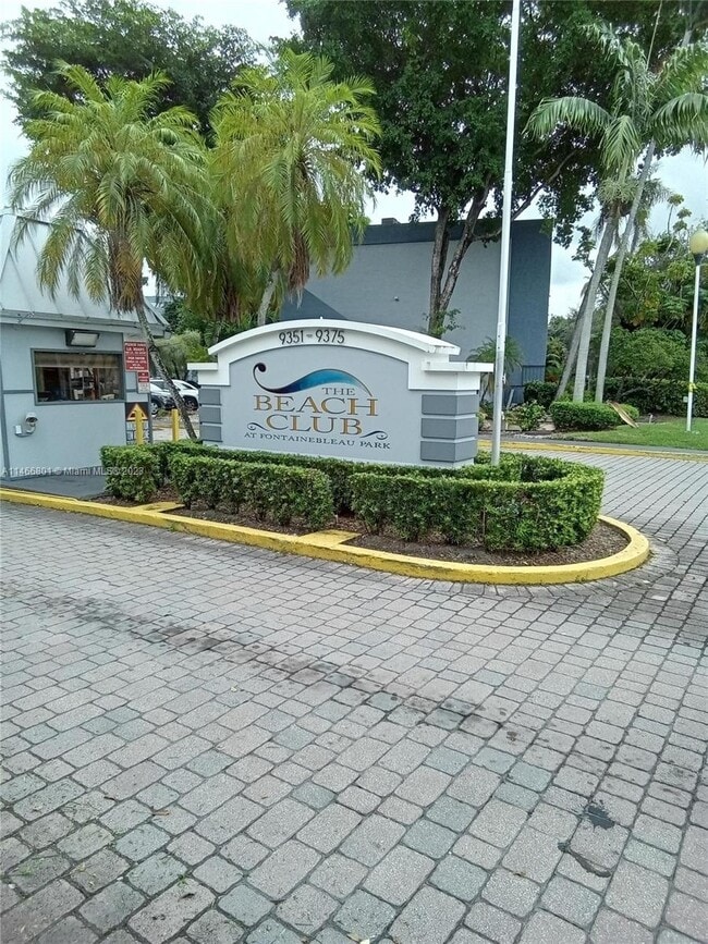Photo - 9365 Fontainebleau Blvd Condo