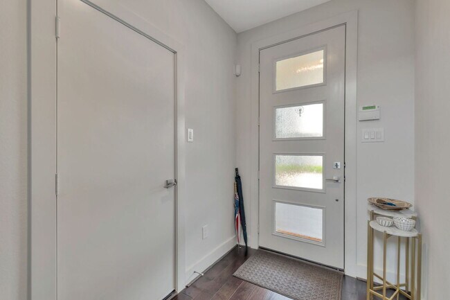 Photo - Stunning Home near Downtown Houston