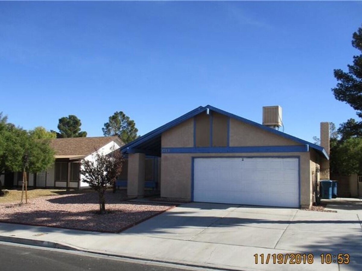 Single-Story Comfort with Spacious Layout! - Single-Story Comfort with Spacious Layout! House