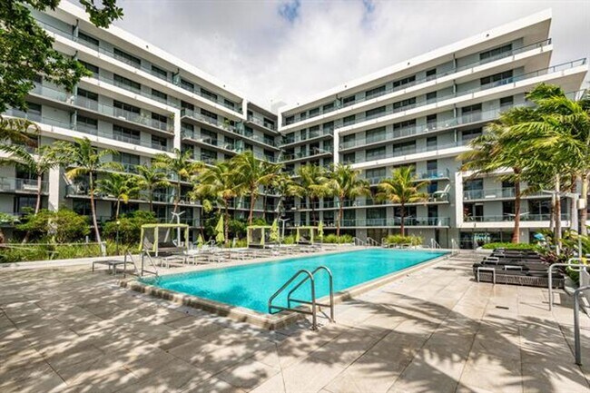 Photo - 2960 NE 207th St Unit 2960 NE 207th St # 1107