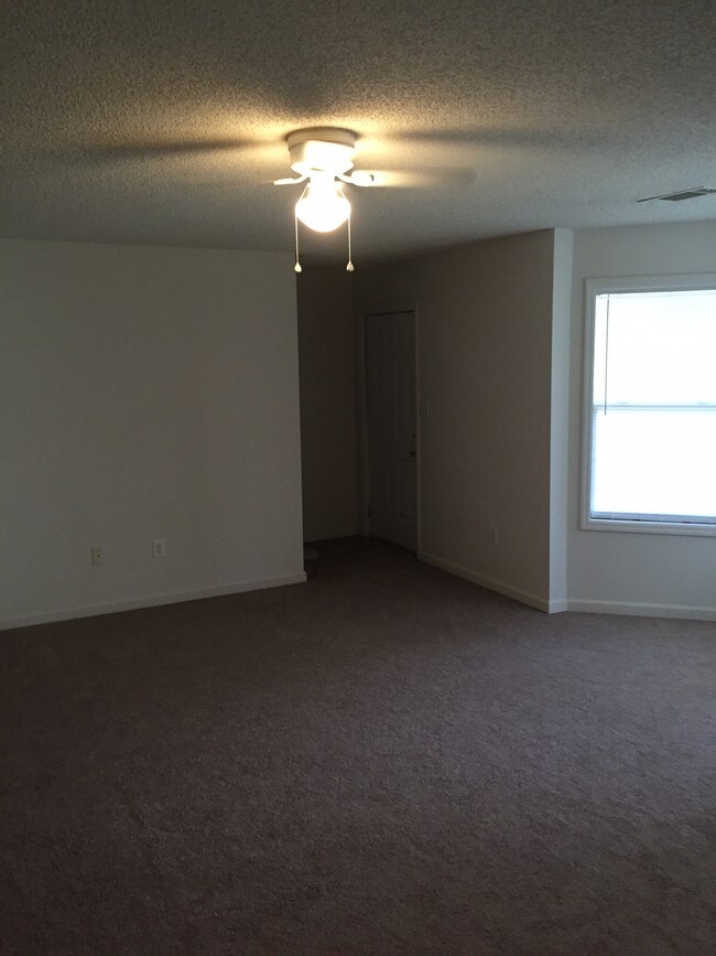 Photo - 1804 Cedar Shoals Dr