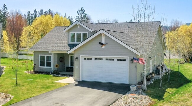 Photo - Beautiful Dover Bay Home - Rent reduced to...