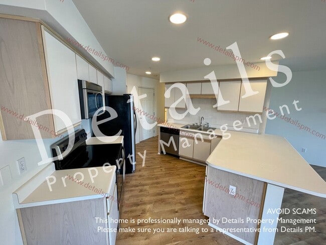 Photo - 3 BR Top Floor View Condo. Incl W/S/G Unit G-301