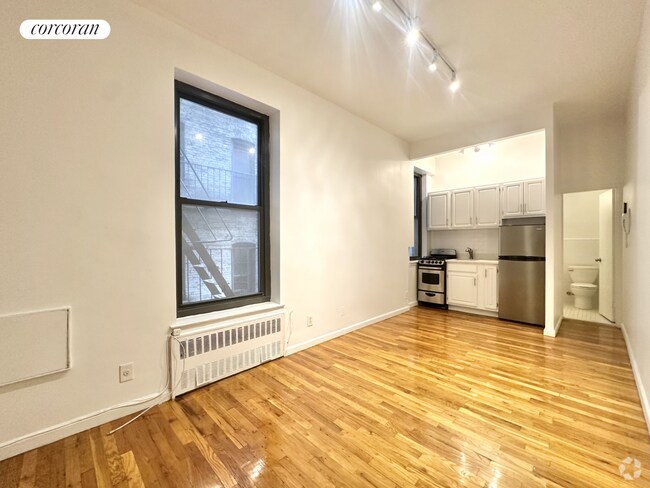 Building Photo - 410 W End Ave Rental