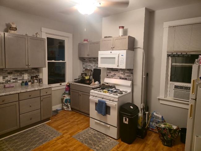 Photo - 329 Byrd St Unidad 2