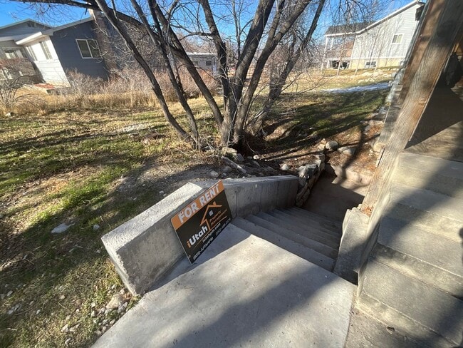 Photo - 295 E Unit 295 B