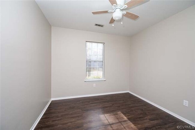 Photo - 9008 Stonebrook Dr