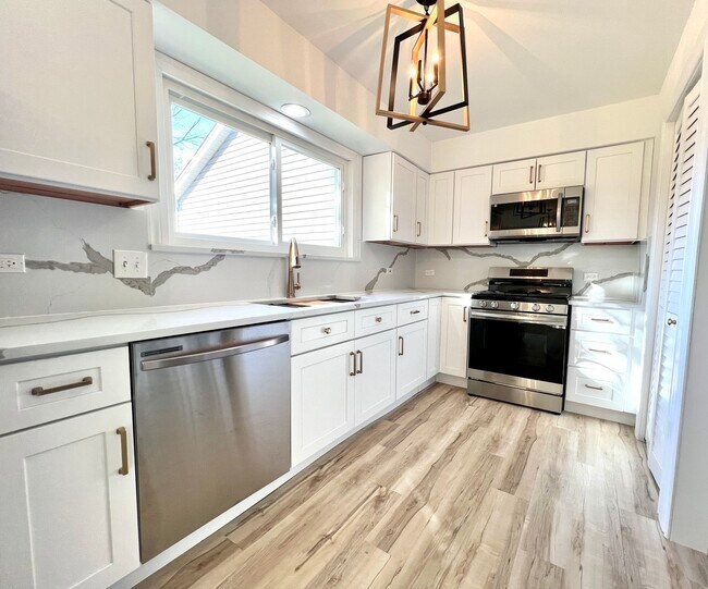 Photo - 1373 Cimarron Ct