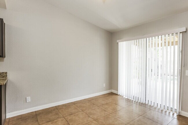 Photo - 10107 W Roma Ave