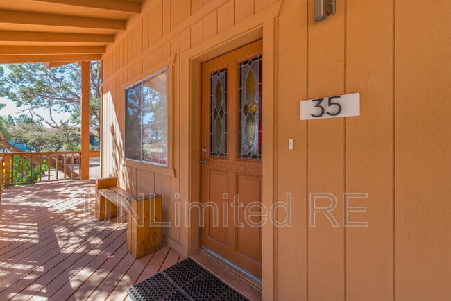 Photo - 35 Pierce Dr