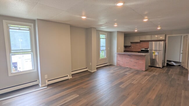 Photo - 594 4th St Unit 3