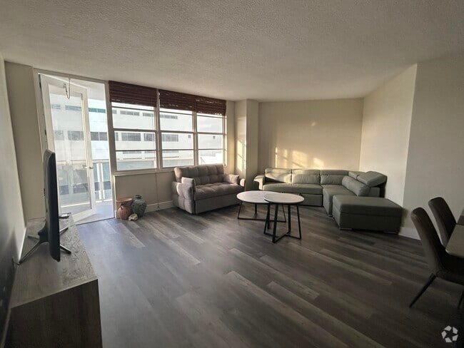 Building Photo - 3725 S Ocean Dr Unit 721 Rental