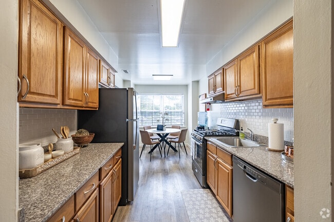2BR, 2BA - 1,150SF - Kitchen