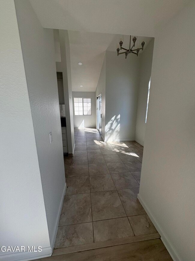 2137 Estrella Ct