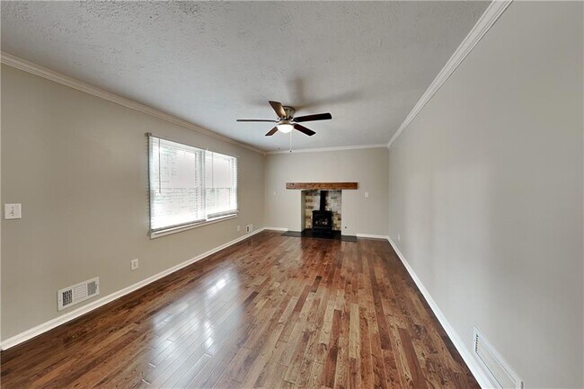 Photo - 3695 Bozeman Lake Rd