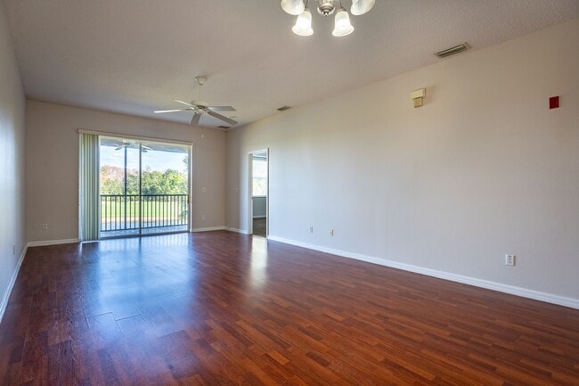 Photo - 9435 Myrtle Creek Ln