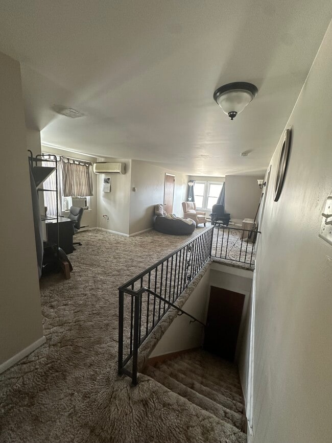 Photo - 50 Hudson Rd Unit Third floor