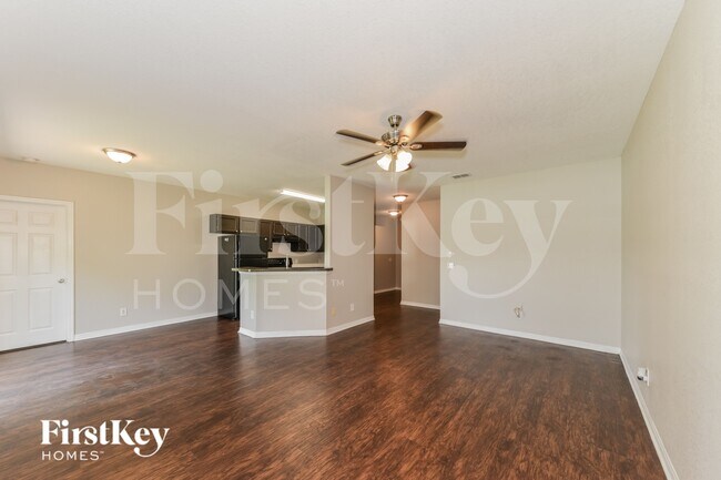 Photo - 5306 Sylvania Ave