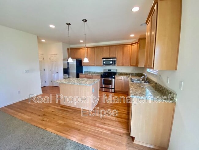 Photo - 8100 88th St NE