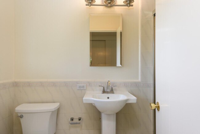 Photo - 3045 Trousdale Dr