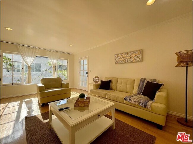 Photo - 834 Lincoln Blvd Unit 2A