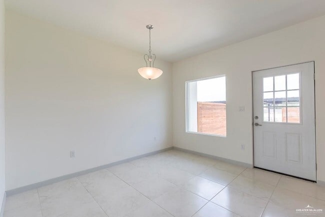 Photo - 2312 Harmony Ln