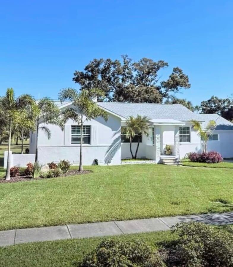 Photo - 175 Almedo Way NE House