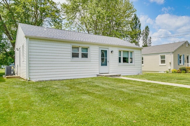 Photo - 25 Biscayne Blvd