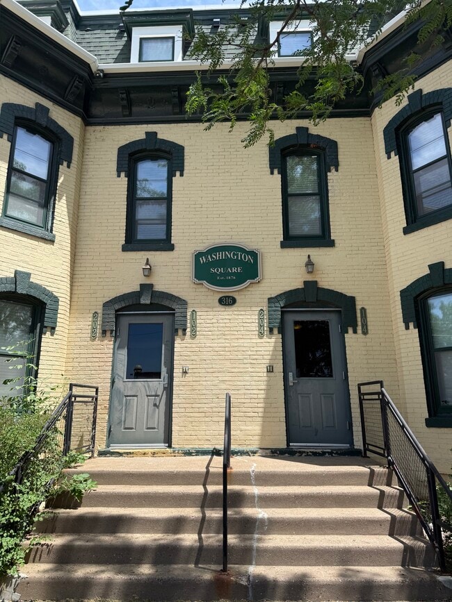 Photo - Washington Square Apartments
