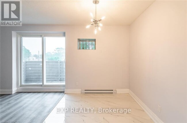 Photo - 529 Elm St