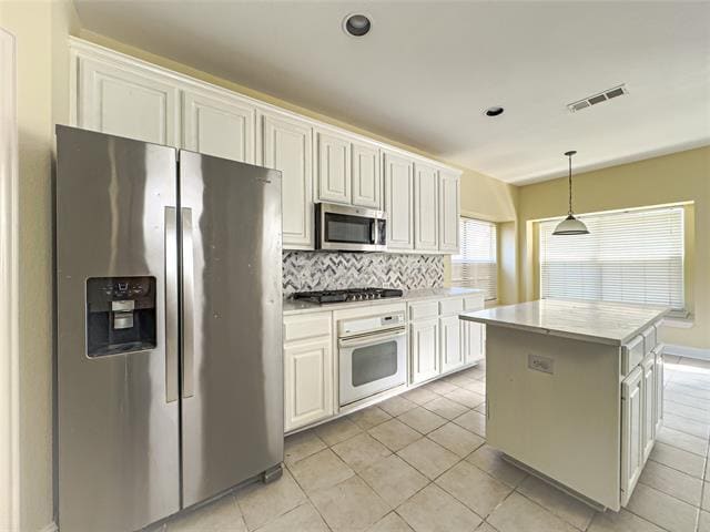 Photo - 1905 Meera Ln