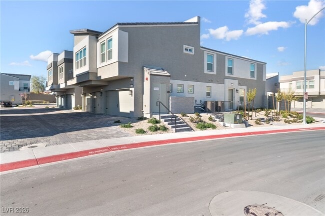 Building Photo - 6249 Disruptor St