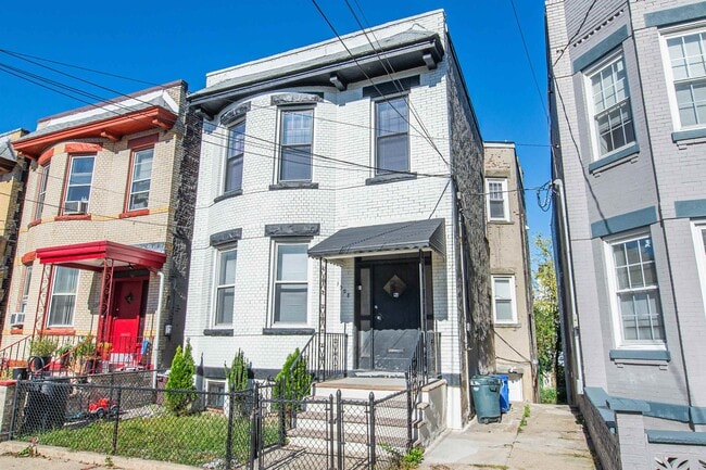 Photo - 1308 27th St Unidad 2