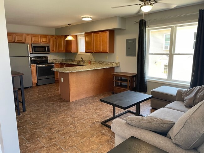 Photo - 129 Birdseye View Dr Unit B