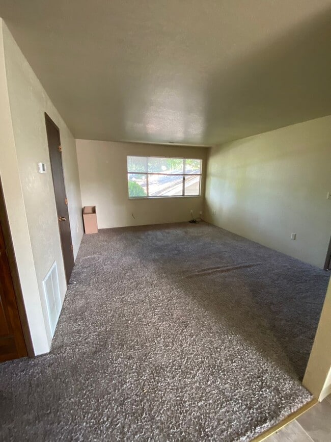 Photo - R202-206 Unidad #204