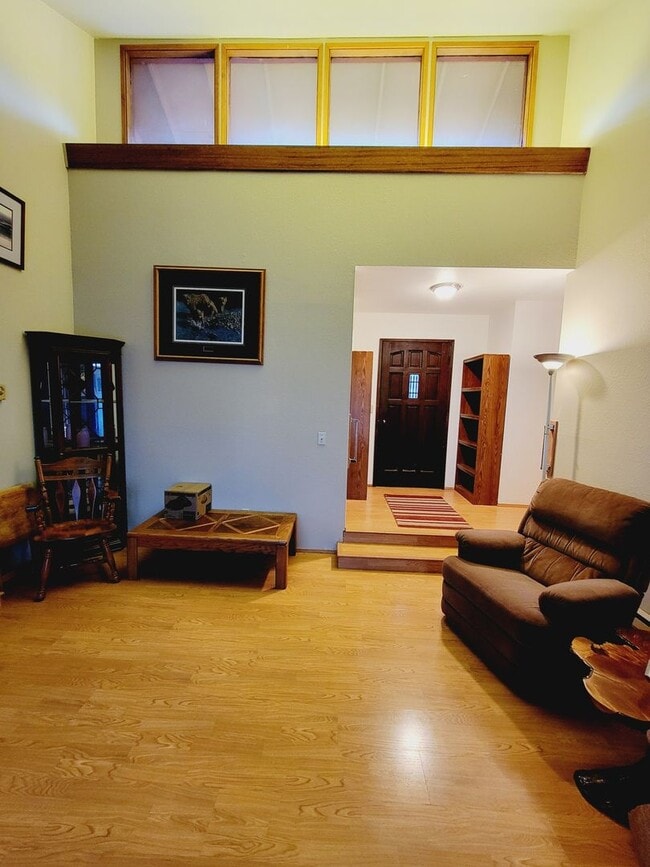 Photo - 283 Unit House