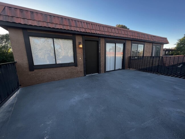 Building Photo - 301 Brookside Ln Rental