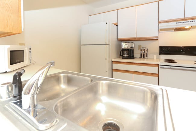 2HAB, 1BA - 960 ft² - Cocina - Williams Estates Apartments