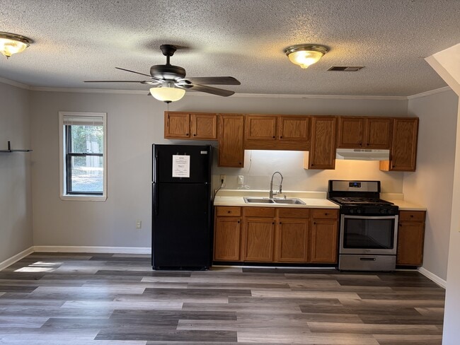 1422 Humes Ave NE Unit C