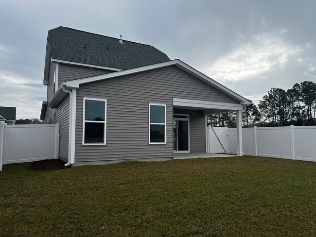 Photo - 1260 Saxon Ct