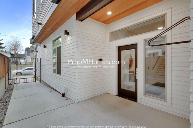 Photo - Modern Oasis with Stunning Views & Designe... Unit 9