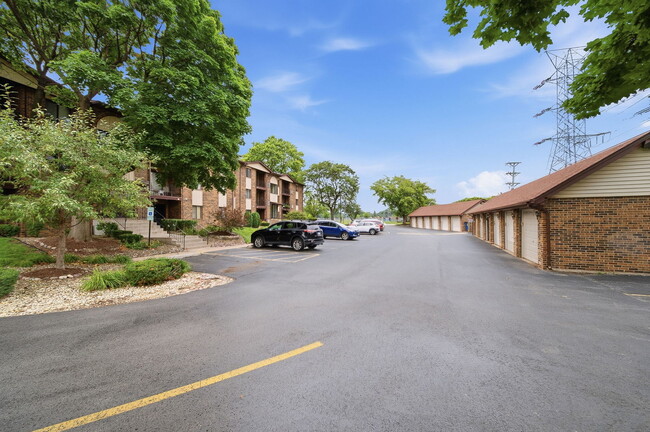 Photo - 13913 Laramie Ave Unit 112