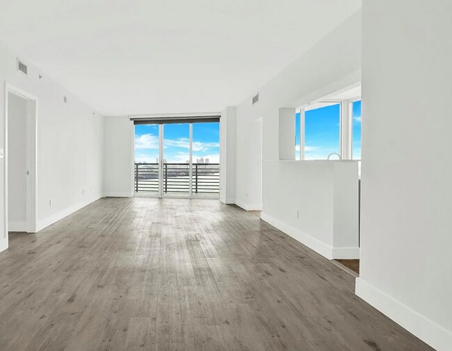 Photo - 325 S Biscayne Blvd Unit 2223