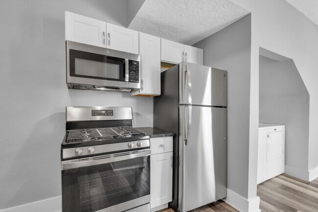 1213 12th St Unit 6