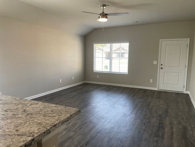 Photo - Stunning 3-Bedroom Ranch Home in Kendall T...