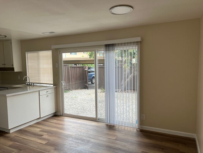 Photo - Beautiful 3Bd/1.5Ba Townhouse in a Highly Desirable Hayward Neighborhood!