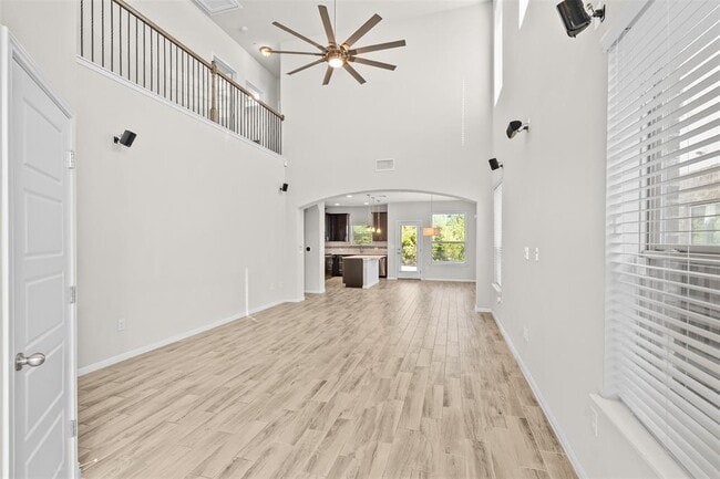 Photo - 3240 E Whitestone Blvd